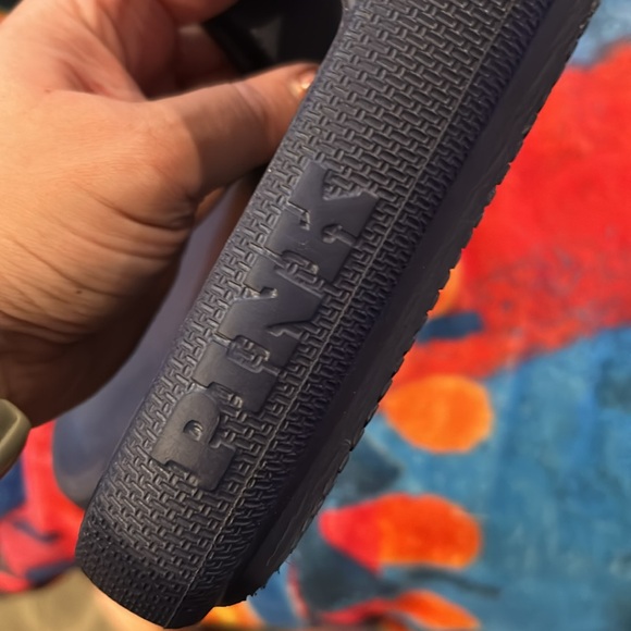 EUC Pink sandals - Picture 3 of 4